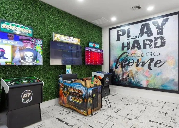 Cozysuites By The Stadium With Pool 02 Apartment Glendale